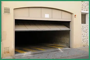 Quality Garage Door Service Harrison Charter Township, MI 586-501-4664 - hom-cont-gr-22m