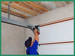 Quality Garage Door Service Harrison Charter Township, MI 586-501-4664 - sprin-sid-gr-22m